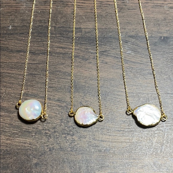 Boho Freshwater natural Baroque Pearl necklaces - Picture 10 of 11